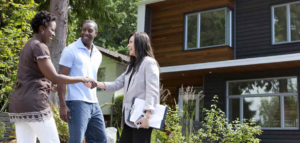 Die Unterschiede zwischen einem Immobilienmakler, einem Broker und einem Immobilienmakler